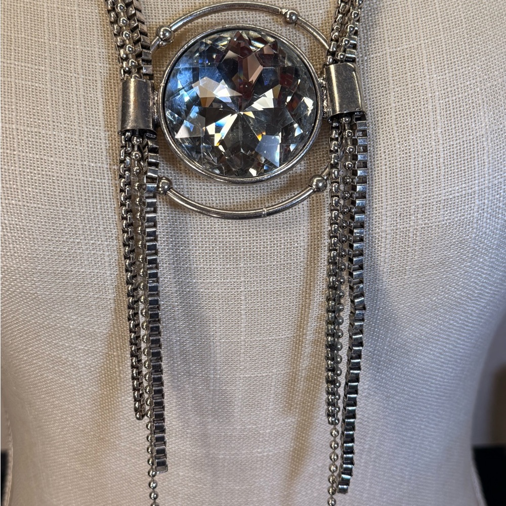 Large solitaire Faceted Crystal glass Pendant triple tassel statement necklace. - Picture 4 of 8